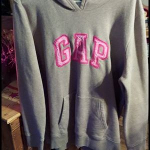 Gap sweatshirts